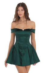 Off Shoulder Velvet Strap A-line Dress in Green